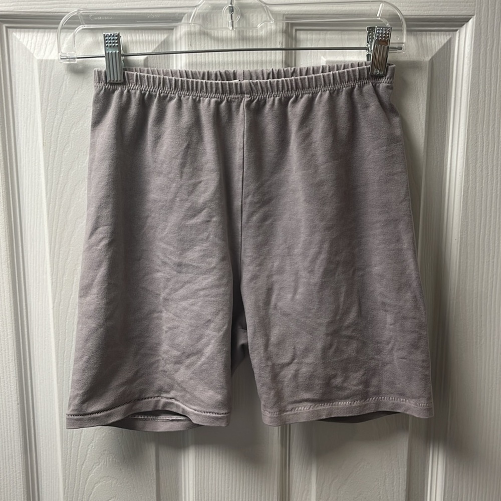 SKIMS OUTDOOR BASICS SET BIKER SHORT AND BRALETTE